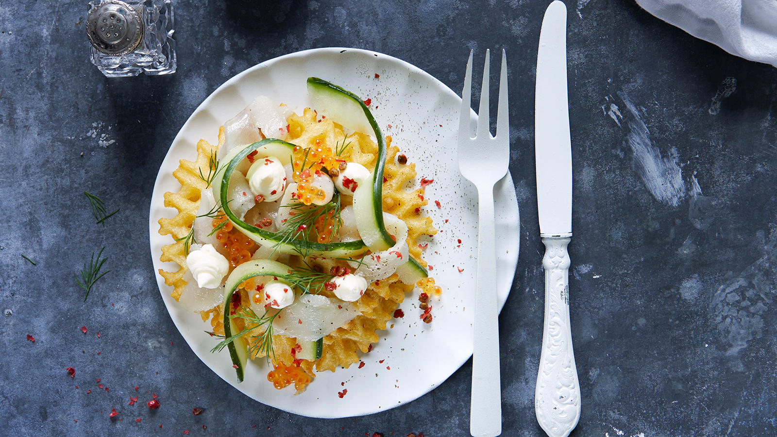 potetvafler med spekesild