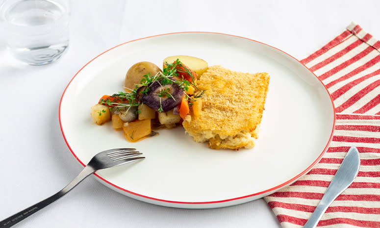 Fiskegrateng med bakte grønnsaker