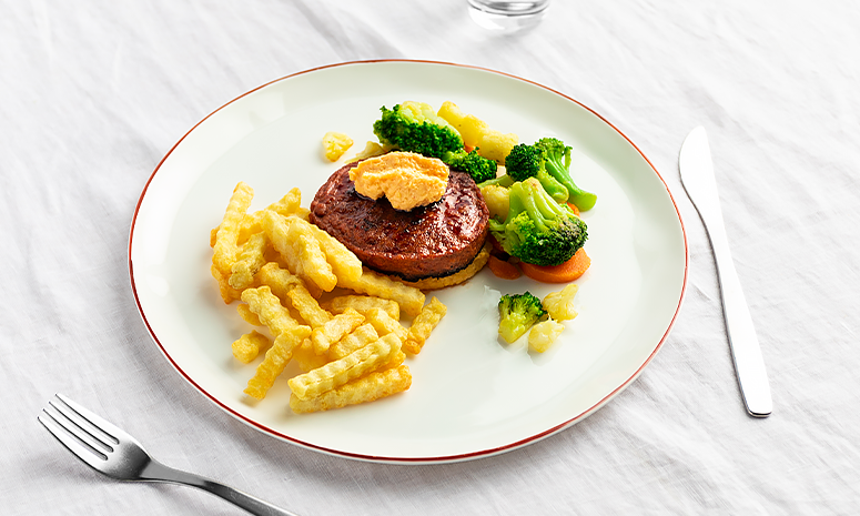 Vegansk biff med brokkoli og pommes frites