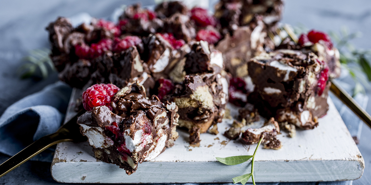 Rocky road - sjokoladekonfekt med marshmallows og nøtter