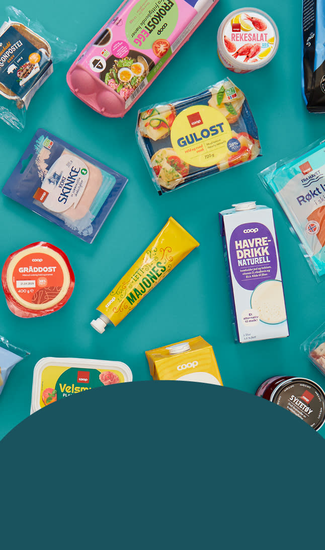 En rekke forskjellige produkter fra Coop – som egg, kjøttdeig, mozzarellaost, brød og mer.