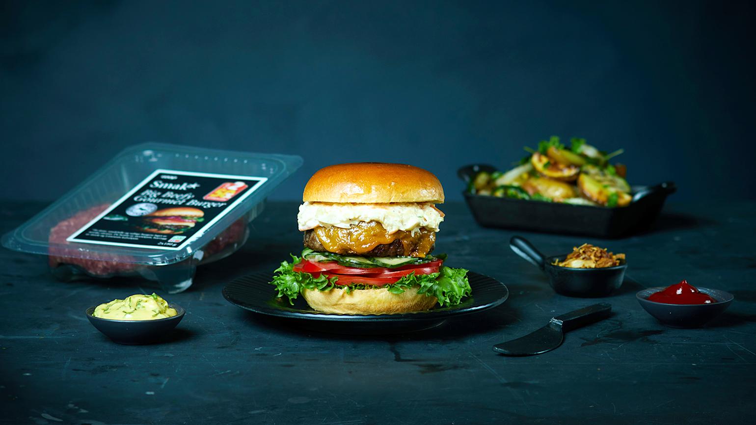 Smak* Big Beefy Gourmet Burger