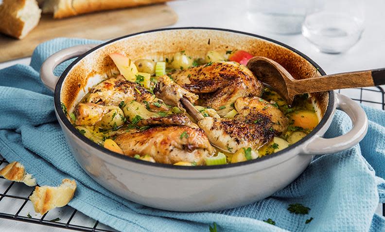 Kyllinggryte med epler og poteter