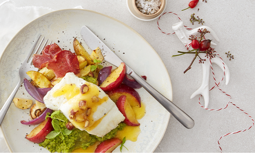 Juletorsk med ertestuing og hasselnøttsmør