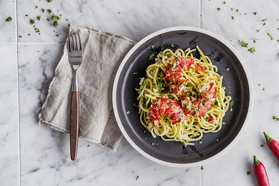 Pasta med hummer, sitron og persille