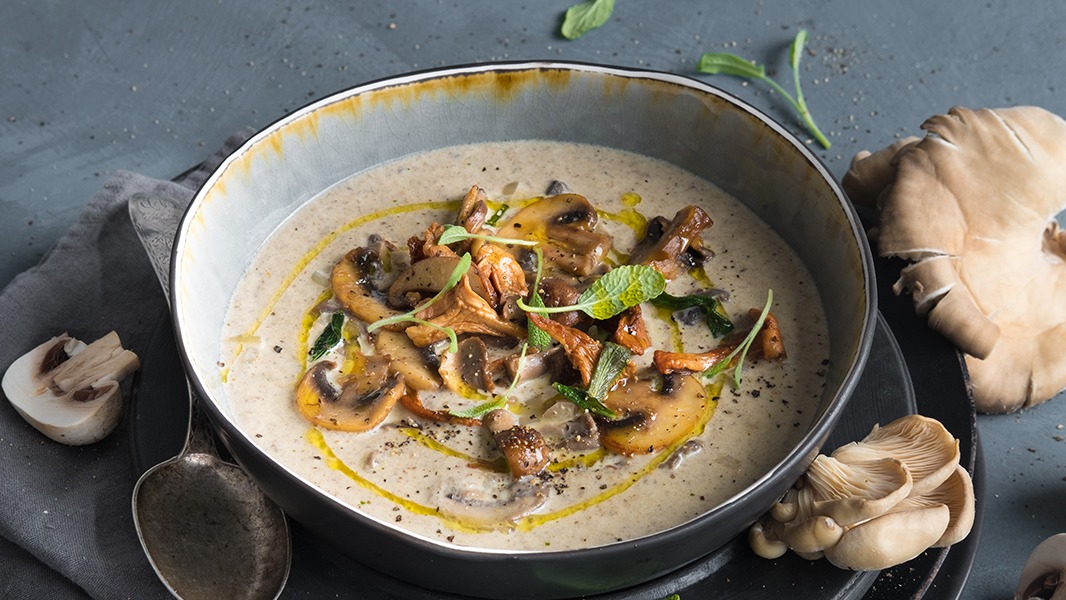 Kremet soppsuppe med kantareller