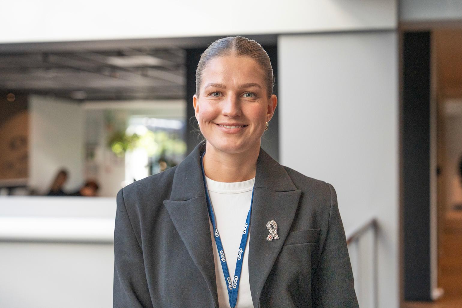 Sara, Graduate i Kundeinnsikt og Forretningsanalyse