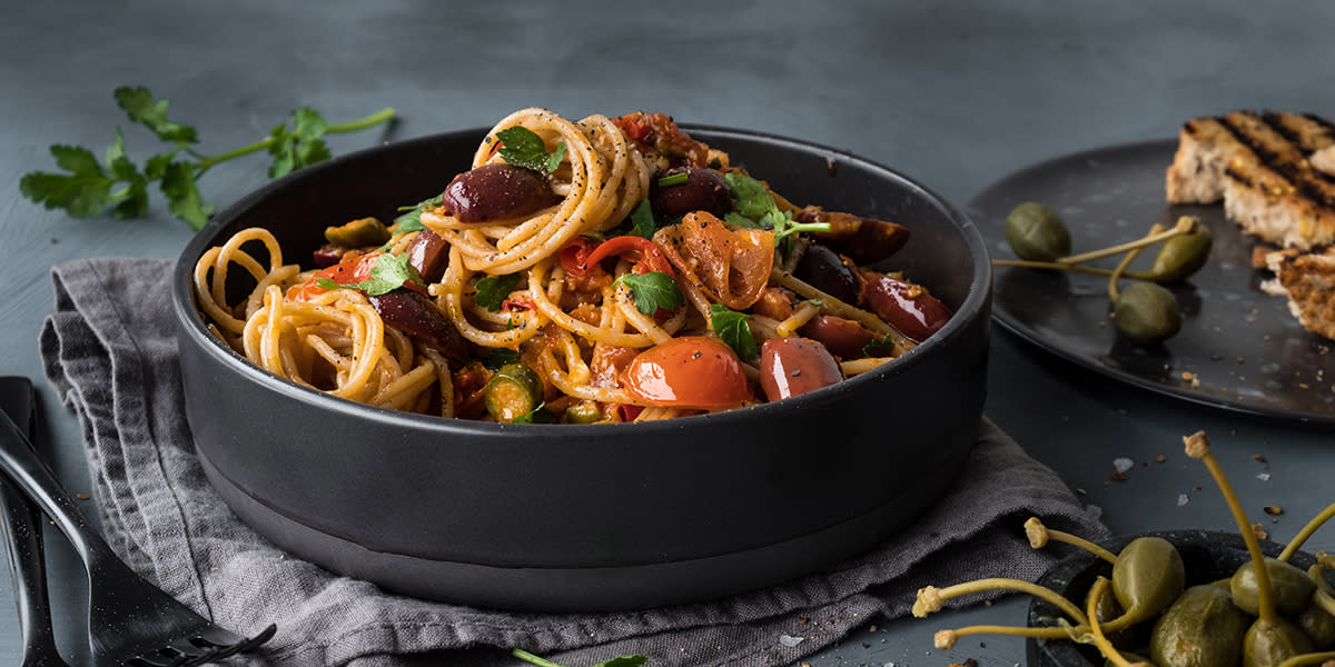 Spaghetti alla puttanesca er en genial pastarett