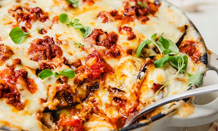 Gresk moussaka er blant favorittene hjemme hos oss